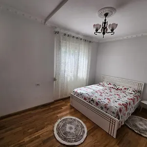 https://private-room-on-a-shared-apartament-near-beach.albaniahotels.org